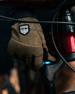 Hestra Bike Infinium BC 5-finger 8 Hestra Bike Infinium BC 5-finger -Hestra 301 9c0aed721b apperstudio hestra enduro brown 1 original