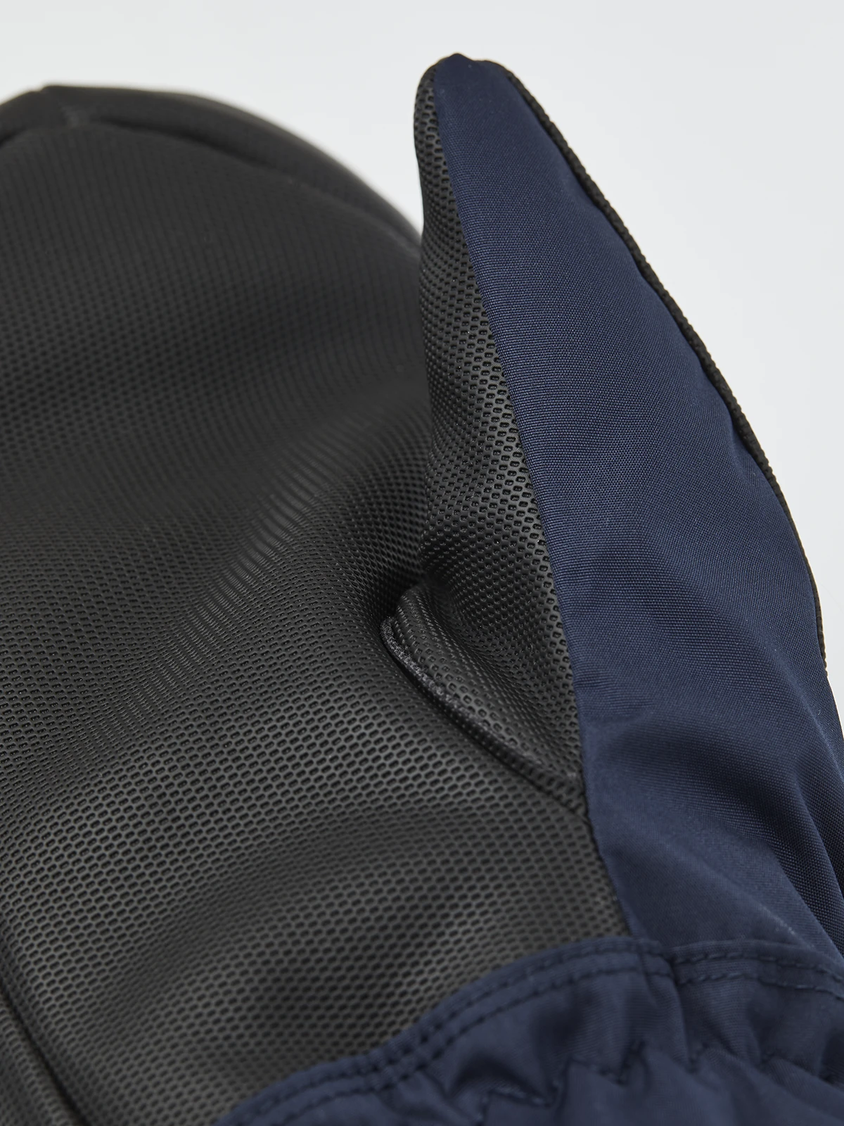 Gore-Tex Gauntlet Jr. Mitt Hestra Gore-Tex Gauntlet Jr. Mitt -Hestra 525 1da18dd6a8 31581 290 3 original