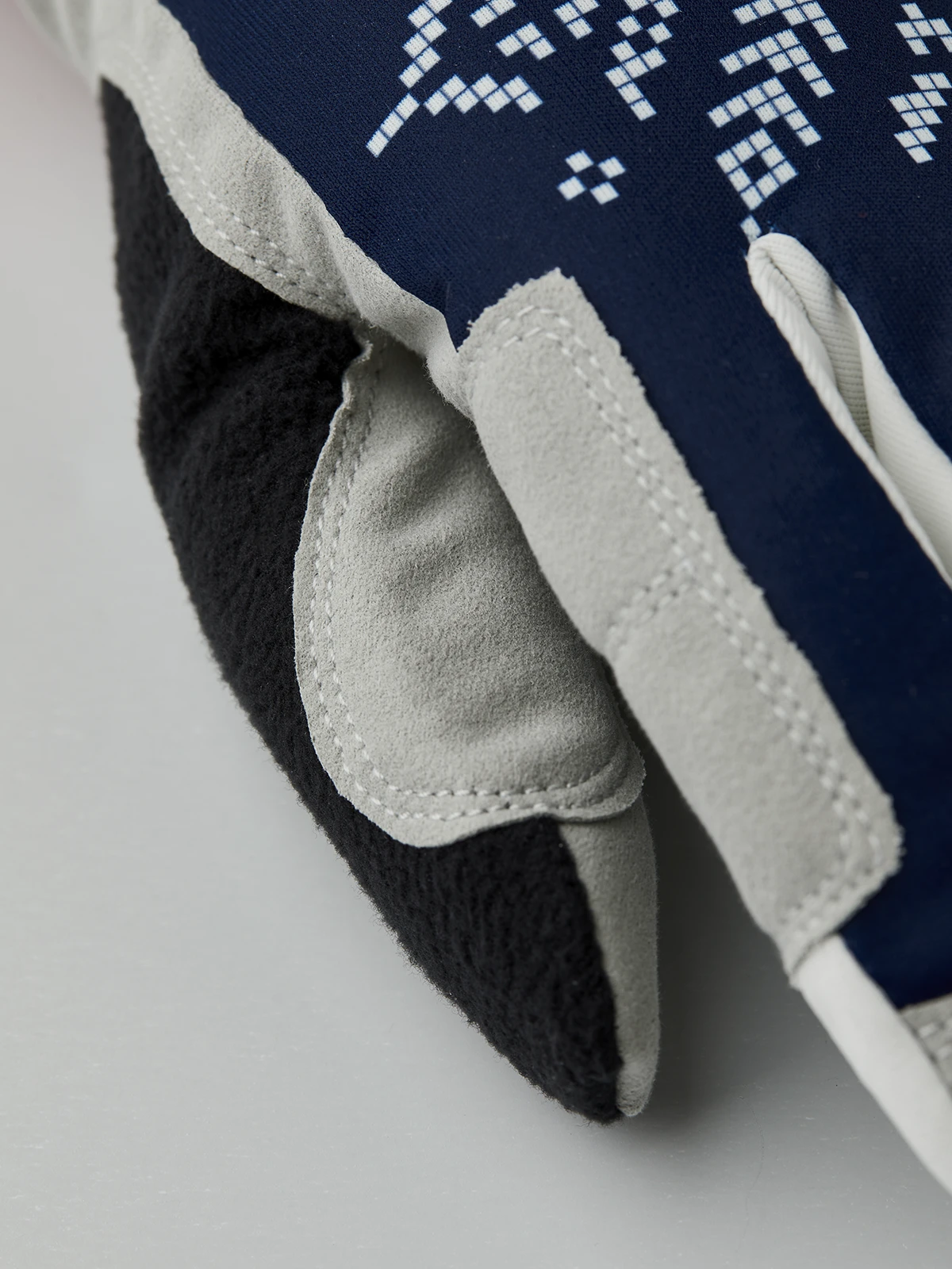 Women's XC Primaloft 5-finger Hestra Women's XC Primaloft 5-finger -Hestra 650 3a9934a02e 37160 299 4 original