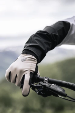 Hestra Windstopper Tracker 5-finger -Hestra 670 df358d4699 39460 650100 1 original