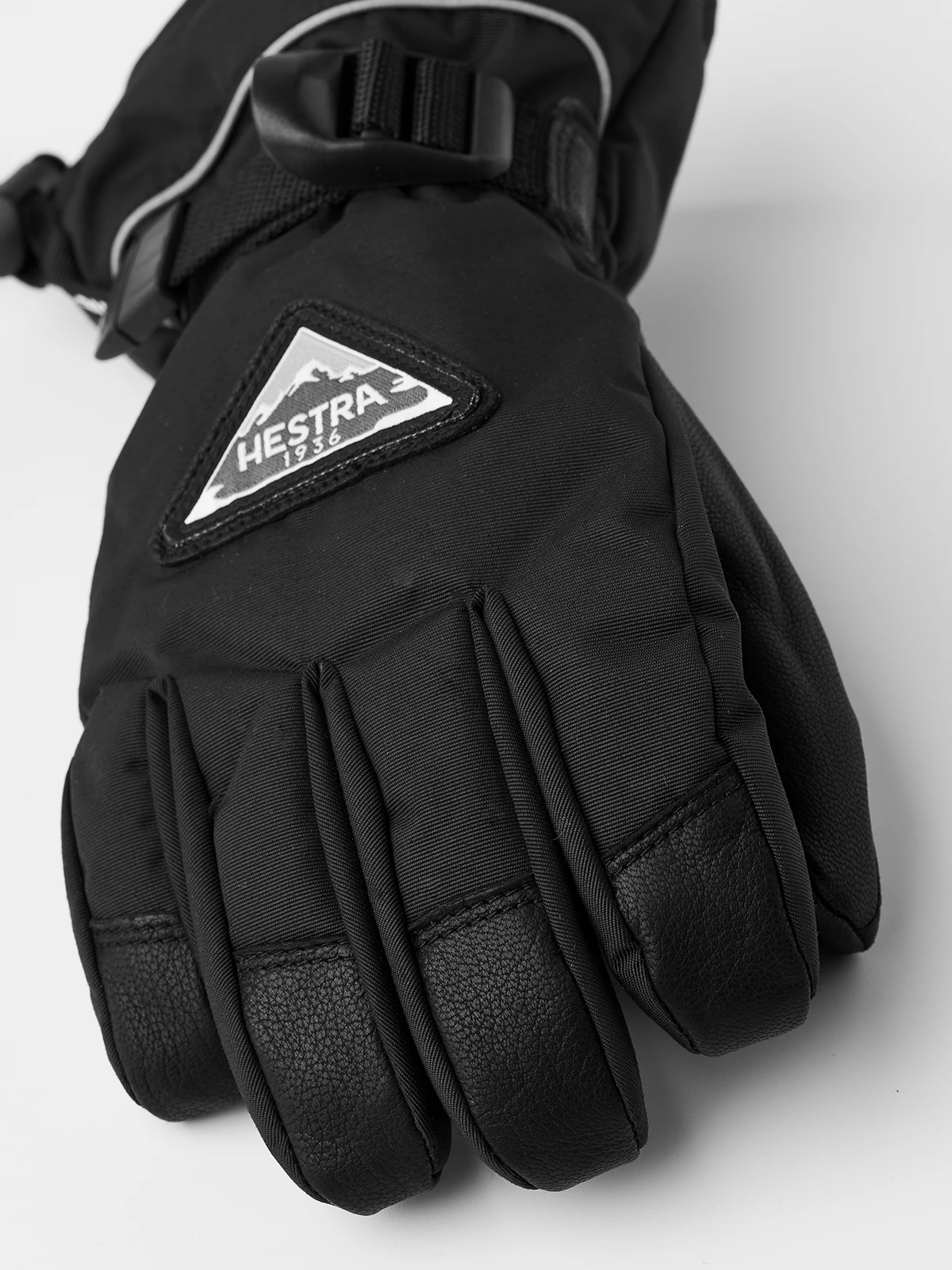 Skare CZone Jr. 5-finger Hestra Skare CZone Jr. 5-finger -Hestra 744 77b3522975 32890 100 2 original